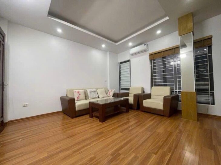 Bán Nhà Pháo Đài Láng. KV TT Đống Đa_Nhà Đẹp,NhiềuTiên Ích.