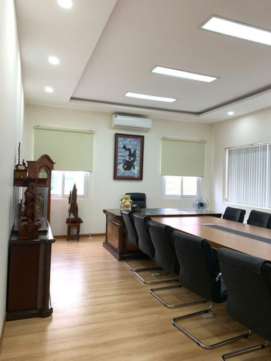 HƠN 200M2 2 TẦNG MẶT TIỀN KHỦNG NÚI THÀNH, VỊ TRÍ ĐẮC ĐỊA HIẾM CÓ, GIÁ TỐT ĐẦU TƯ TỐT.