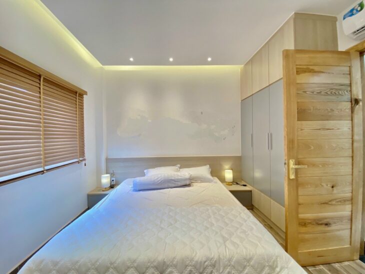 NHÀ ĐẸP LÊ ĐỨC THỌ – NGANG TO – Ô TÔ NGỦ TRONG NHÀ – ĐI DẠO VÀI BƯỚC RA KÊNH THAM LƯƠNG.