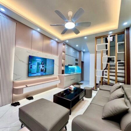 HIẾM – NHÀ MỚI Ở NGAY VÕ CHÍ CÔNG – 35M2 X 5 TẦNG – Ô TÔ – 6.7 TỶ