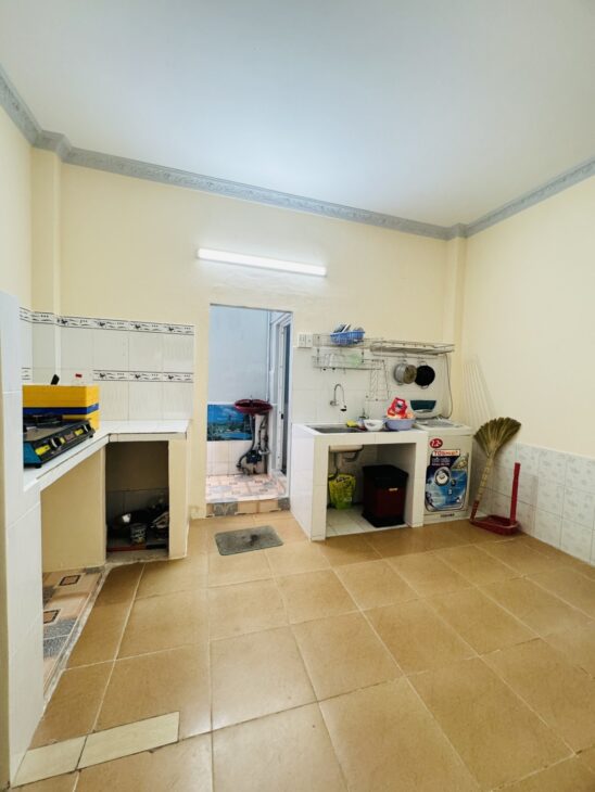 Bán nhà 84m2, 2 tầng, 3PN, ngõ Lê Đình Cẩn, Tân Tạo, Bình Tân – 5.3 tỷ