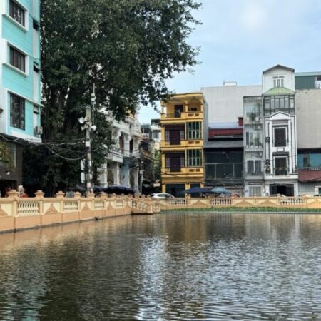 NHÀ PHỐ HOÀNG QUỐC VIỆT – 35M2 x 5T – 7.2 TỶ, Ô TÔ, THANG MÁY CHỜ