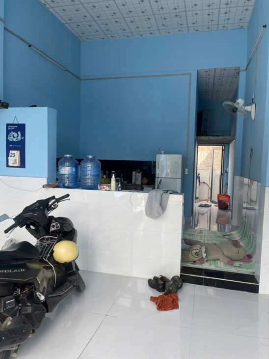 – Chính chủ cần bán nhà ngay Hồ Văn Long, Bình Tân.