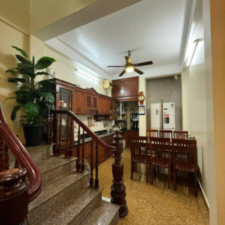 Bán nhà Phố Hào Nam, Lô góc 3 thoáng, Ngõ thông kinh doanh, 45mx5T, Giá: 11.2 Tỷ.