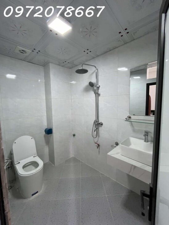 Bán Nhà Hàng Xóm Vinsmart 32m*5 Tầng, Chưa Tới 6 TỷLiên Hệ: 0972078667