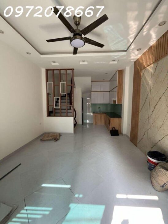 Bán Nhà Hàng Xóm Vinsmart 32m*5 Tầng, Chưa Tới 6 TỷLiên Hệ: 0972078667