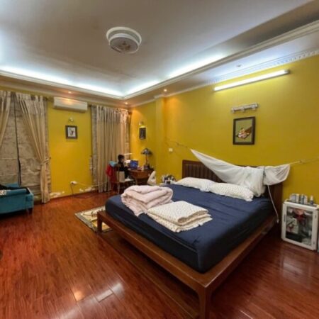 Bán nhà 6 tầng thang máy Nguyễn Chí Thanh, nội thất đẳng cấp, 2 thoáng trước sau, oto, giá chỉ 18.6