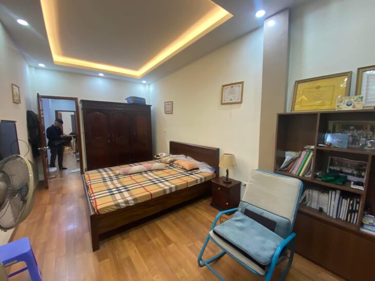 Giá đầu tư! Bán nhà VIP Thái Hà, KD, ô chờ TM, oto, 58m2, 4T, 12 tỷ