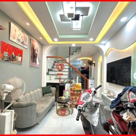 Cần Bán Gấp! Nhà 4 Tầng, 36,5m² Tại Ngọc Thụy Long Biên, Full Nội Thất, Giá Tốt – 0902318197