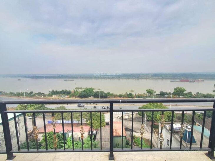 Bán tòa nhà phố An Dương Vương Tây Hồ 23 tỷ DT 120m2 MT 7.5m 8 tầng thang máy 32p khép kín full nội