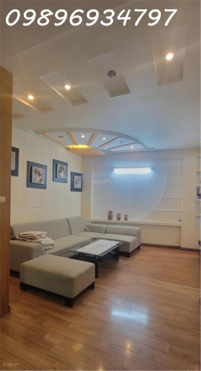 Bán gấp căn hộ ngõ 97 Thái Thịnh. DT 65.4m2 x 5 tầng Giá chỉ 14.8 tỷ