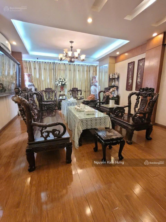 Siêu hiếm – Nhà mặt phố kinh doanh – Đường Cầu Giấy 111m2 10 tầng 67 tỷ