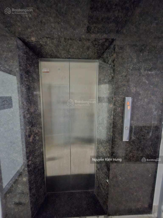 Cực hiếm – Tòa văn phòng kinh doanh – 2 mặt tiền – Mặt phố đường Trần Thái Tông 90m2 63.5 tỷ