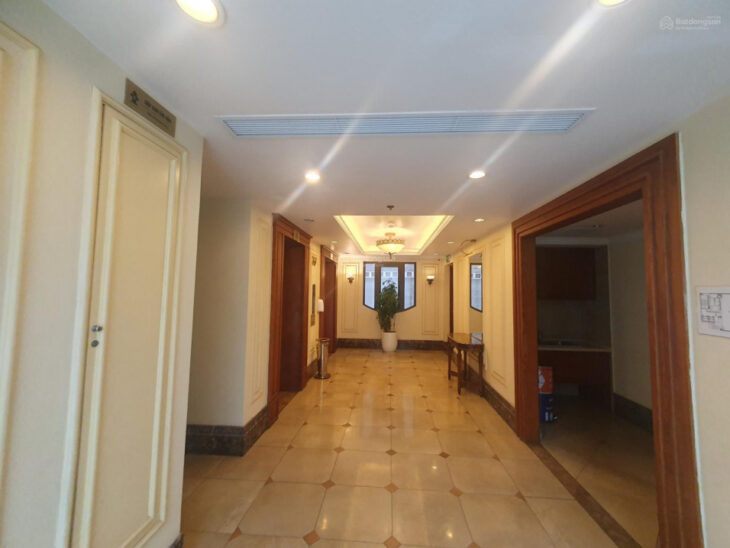 Cho thuê văn phòng hạng A tại V – building trung tâm quận Hai Bà Trưng DT 160m2 bàn giao đầy đủ