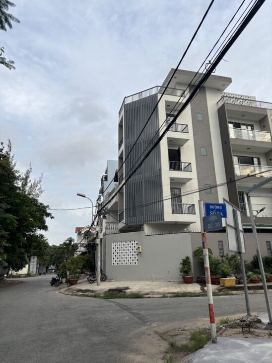 CHỈ 7.6 TỶ, DT: 72 M2, NGANG 4, 3 TẦNG, ĐƯỜNG SỐ 30, XÃ PHONG PHÚ, BÌNH CHÁNH.KDC MỚI GIÁP P5Q8.
