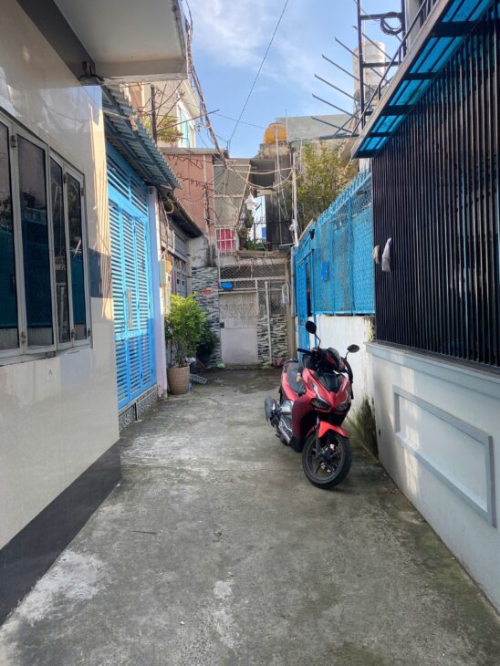 Bán Nhà Chu Văn Ăn 4×10, 2 Tầng 3PN kế Học Viện Cán Bộ Chỉ 4.3 Tỉ