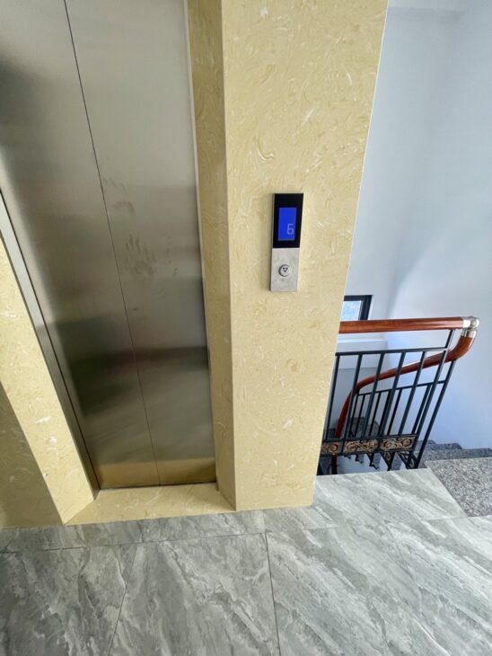 Bán nhà 6 tầng, 11PN, 42m², Bùi Xương Trạch, Khương Đình, 11.9 tỷ