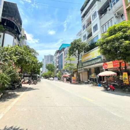 Phân lô TU HOÀNG, Nam Từ Liêm 50m 5T mt5 11.9 tỷ ĐẸP HIỆN ĐẠI Phân lô TU HOÀNG, Nam Từ Liêm 50m 5T mt5 11.9 tỷ ĐẸP HIỆN ĐẠI