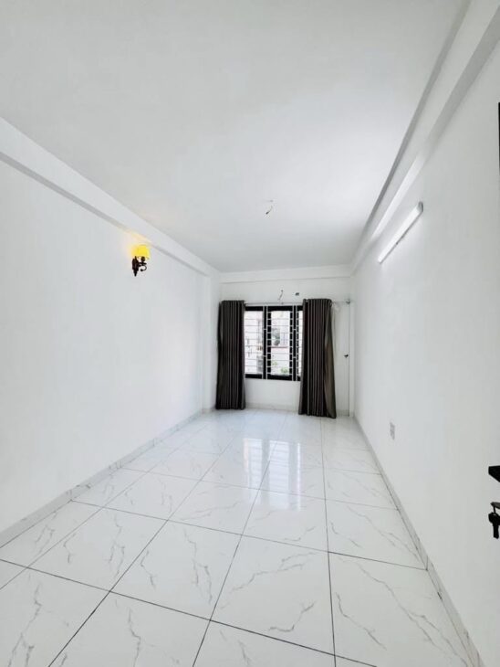 Bán nhà Lĩnh Nam, lô góc, ô tô đỗ cửa, 35m, hơn 4 tỷ