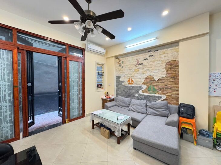 ĐƯỜNG LÁNG – ĐỐNG ĐA – 50M RA MẶT PHỐ- SỔ A4- NỞ HẬU – Ở NGAY – KDOL – HƠN 10 TỶ