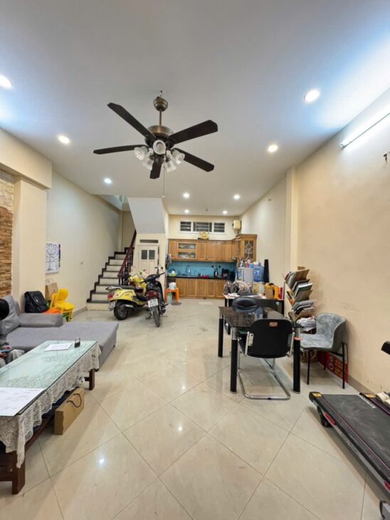 ĐƯỜNG LÁNG – ĐỐNG ĐA – 50M RA MẶT PHỐ- SỔ A4- NỞ HẬU – Ở NGAY – KDOL – HƠN 10 TỶ