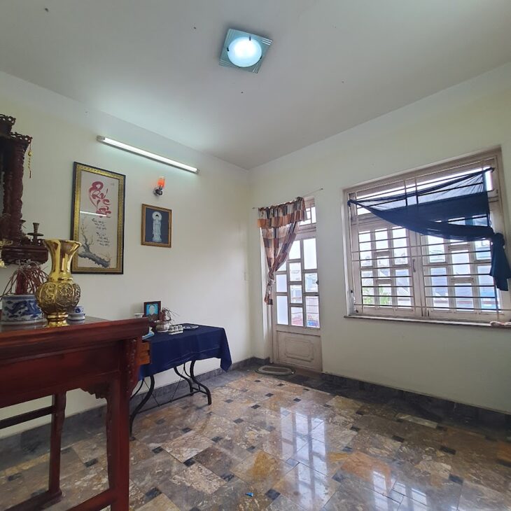 Nhà lô góc 4 tầng, hẻm xe hơi gần Emart Gò Vấp, giá 7 tỷ