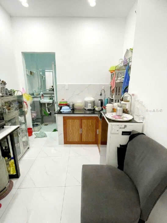 Bán Nhà Nơ Trang Long 5.5×10, 3 PN, sát HXH chỉ nhỉnh 5 Tỉ