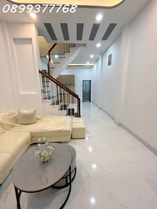 Bán nhà mới 2 tầng đường Hòa Trung Vĩnh Hòa Nha Trang