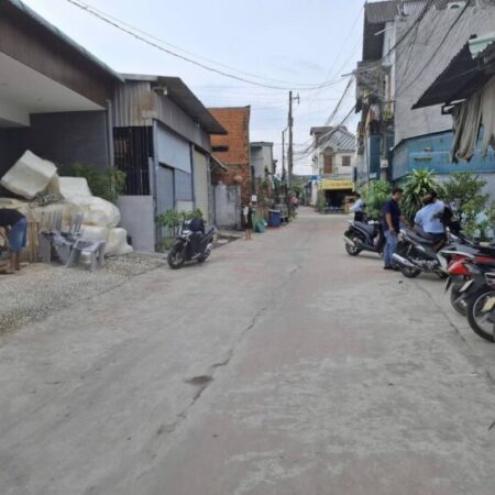 CHỦ HẠ GIÁ 400TR CẦN BÁN GẤP CĂN NHÀ CẤP 4 VÀ 7 PHÒNG TRỌ TỔNG DIỆN TÍCH 191M THỔ CƯ 141M, ĐƯỜNG 7M