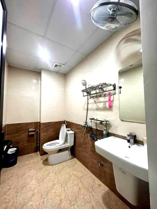 Bán nhà Phú Mỹ, Nam Từ Liêm diện tích 38m2 mặt tiền 4.2m, Ngõ OTO, gần phố, Full nội thất