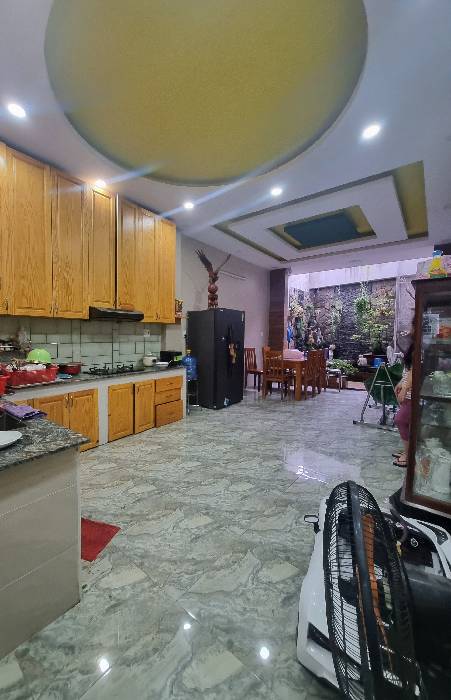 Mặt tiền kinh doanh Phạm Thế Hiển 4×28 đúc 4 tầng chỉ 9 tỷ 9