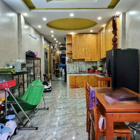Mặt tiền kinh doanh Phạm Thế Hiển 4×28 đúc 4 tầng chỉ 9 tỷ 9