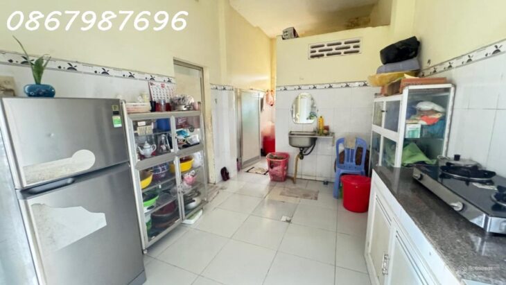 Bán Nhà 2 Tầng Ngay Trung Tâm TP Nha Trang – Cách Lê Hồng Phong 50m, Sổ Hồng Chính Chủ
