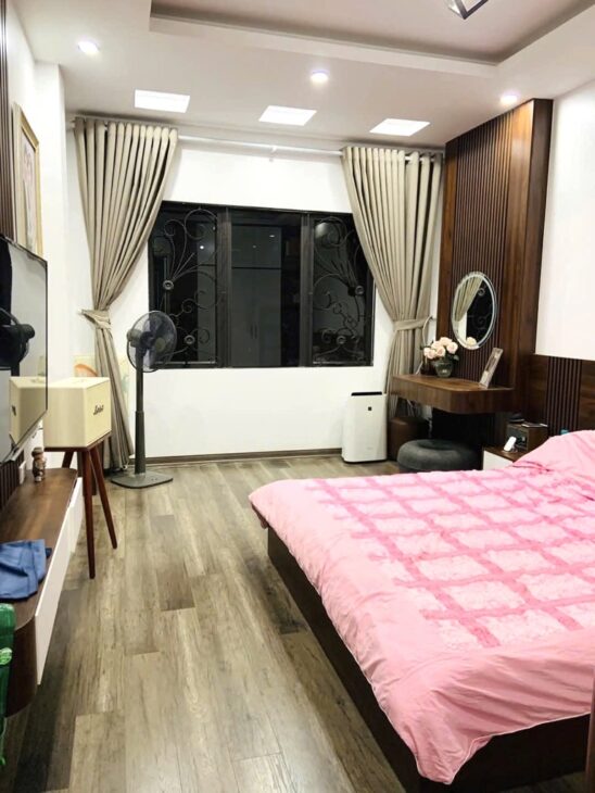 NHÀ YÊN HOÀ 48M2 X 5 TẦNG – 13.5 TỶ – NGÕ TO 3 BÁNH QUAY ĐẦU