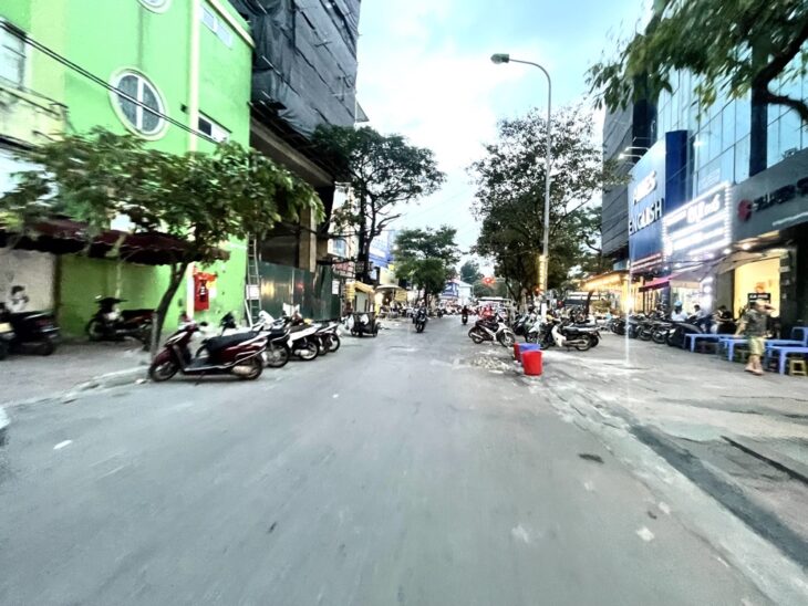 NHÀ ĐẸP NGUYỄN HOÀNG 40M2 x 5T NGÕ Ô TÔ KINH DOANH CHỈ 8.8 TỶ