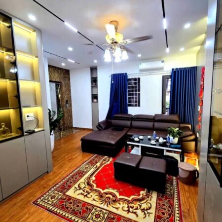 Tuyệt Phẩm Yên Hòa, Cầu Giấy diện tích 41m2, mặt tiền 6m, 7 tầng thang máy, gần phố.