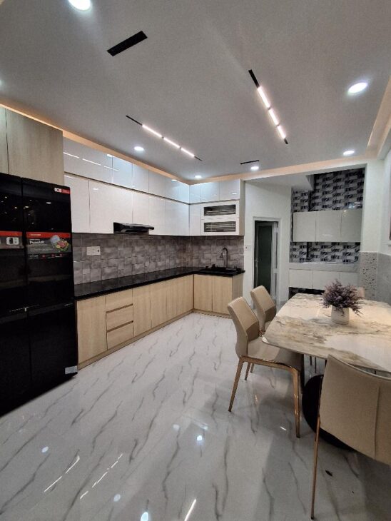 Nhà 6 tầng, Mặt tiền hẻm xe tải. Full nội thất, Quận 7, 75.5m2, Giá chỉ 8.88tỷ