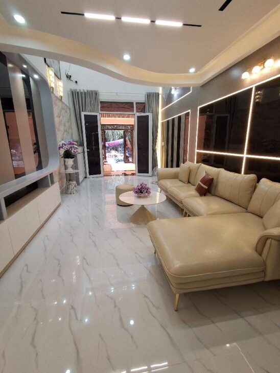 Nhà 6 tầng, Mặt tiền hẻm xe tải. Full nội thất, Quận 7, 75.5m2, Giá chỉ 8.88tỷ