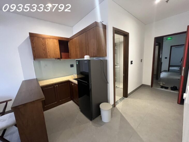 1- Bán gấp Toà căn hộ SIêu Hót MT KD Lê Thước, Sơn Trà, 90m2, 7 Tầng, 1 tum, 10PN , Giá chi 14,2