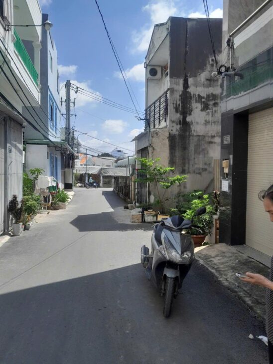 Bán đất thổ cư 56m2 Đường số 28, Long Thạnh Mỹ, Q.9 – 3.2 tỷ