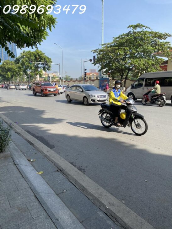 Bán nhà ngõ 18 Huỳnh Thúc Kháng 43 m2x5 tầng. Phân lô ngõ 6m vỉa hè 2 bên 16.9 tỷ có thương lượng