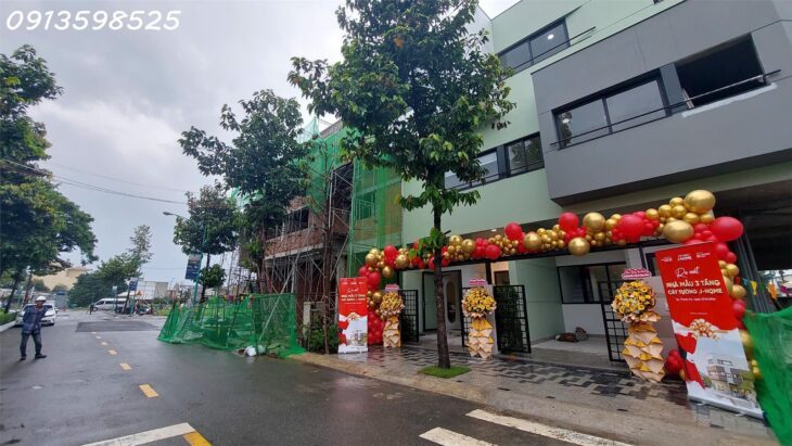 Bán Nhà 1T 1L cách KĐT Vạn Phúc City 15 phút giá chỉ 3.3 tỷ/ căn, hoàn thiện