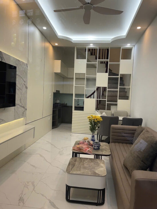 ???????????? ĐỐNG ĐA – NHỈNH 5 TỶ- GẦN PHỐ – NHÀ ĐẸP – FULL NỘI THẤT SỊN – Ở LUÔN !!! ????Ngõ Toàn Thắng