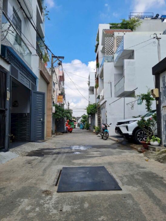 Bán đất thổ cư 58,4m2, Hoàng Hữu Nam, Q9, sổ riêng, KDC xây kín gần Ngã 3 Mỹ Thành chỉ 4.1 tỷ