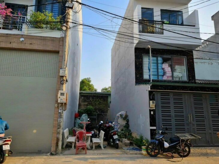 Bán đất thổ cư 58,4m2, Hoàng Hữu Nam, Q9, sổ riêng, KDC xây kín gần Ngã 3 Mỹ Thành chỉ 4.1 tỷ
