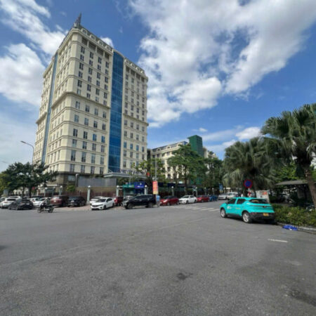 BÁN NHÀ LÂM DU, BỒ ĐỀ, LONG BIÊN. HÀNG ĐỘC QUYỀN, CHỦ NHÀ QUAN CHỨC, MẶT ĐƯỜNG, KDOANH, 80M2, MT4.5