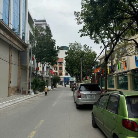 Bán nhà 151m², 3 tầng, 5PN, 5WC, An Dương Vương, Tây Hồ – 17 tỷ