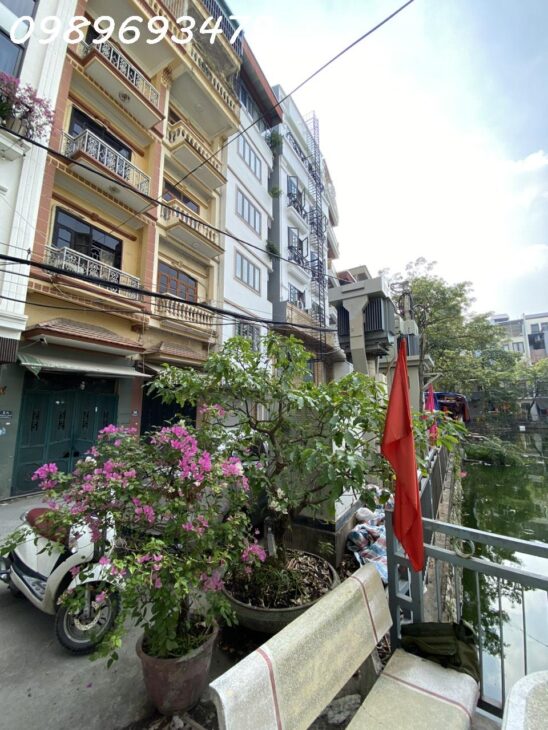 Nhà đẹp dân xây, Giá 7.8 tỷ Khương Hạ, Thanh Xuân, 40m, 4 tầng, cách ô tô 15m, gần Hồ, an sinh cực