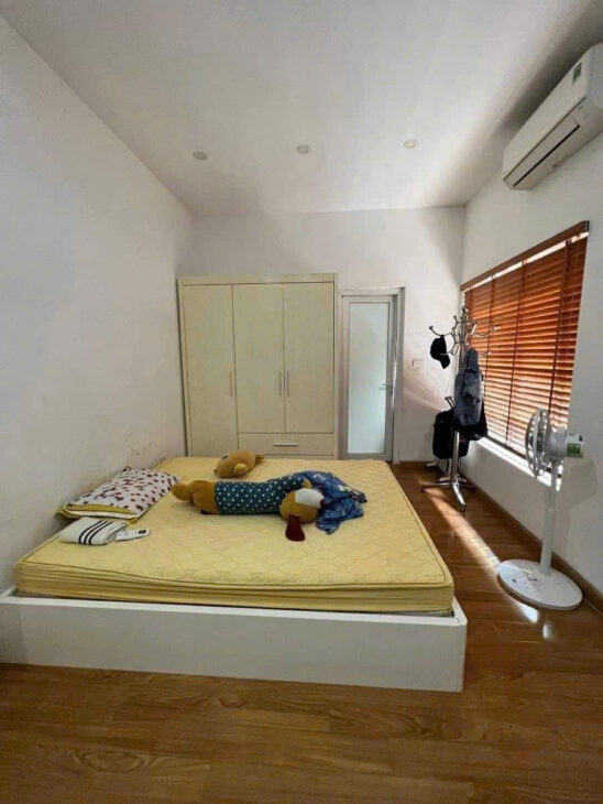 SIÊU PHẨM LÕI ĐỐNG ĐA – NGÕ OTO ĐỖ CỬA – NGÕ THÔNG KINH DOANH 21,5 Tỷ Nguyễn Phúc Lai 74m, 4 tầng,