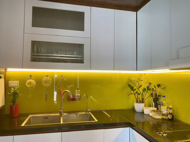 Chính chủ gửi bán gấp căn chung cư lô góc đẹp ở CT6 Lê Đức Thọ, Mỹ Đình, 2 ngủ 2 vệ sinh tặng full